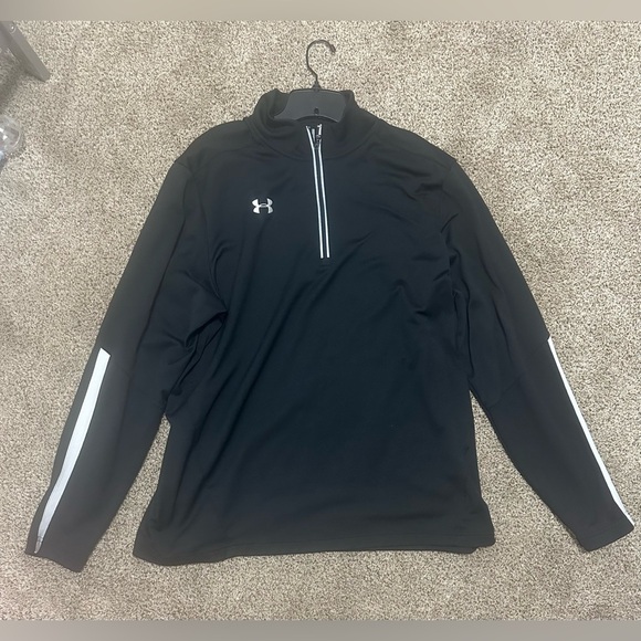 Under Armour Men's Black Performance Jacket with White Accents - Picture 3 of 7